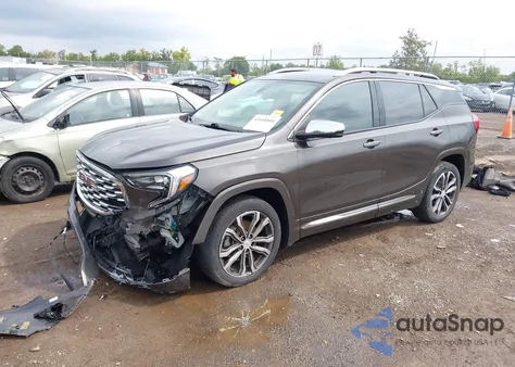 2019 GMC Terrain Denali z USA, uszkodzony, nr VIN 3GKALSEX8KL282105